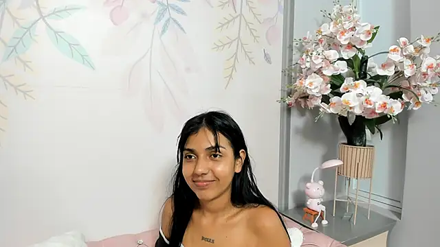 Jessgarcia  online show from 2, 10, 2025