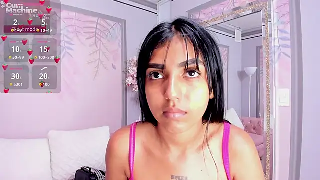 Jessgarcia  online show from 4, 10, 2025