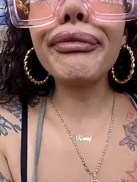 Av3ryyBe3 online show from 20, 6, 2026