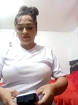 Snapshot of Lady_16 chatting on 22, 10, 2025 Lady 16 online show from 22, 10, 2025