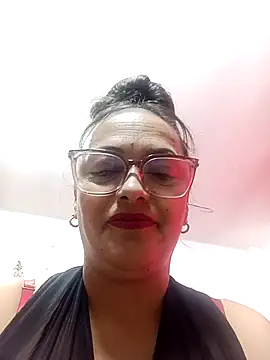 Snapshot of Lady_16 chatting on 28, 10, 2025 Lady 16 online show from 28, 10, 2025