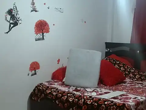 Snapshot of Lady_16 chatting on 30, 11, 2025 Lady 16 online show from 30, 11, 2025