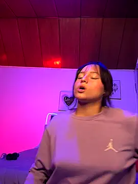 Eymmy 24 online show from 11, 11, 2025