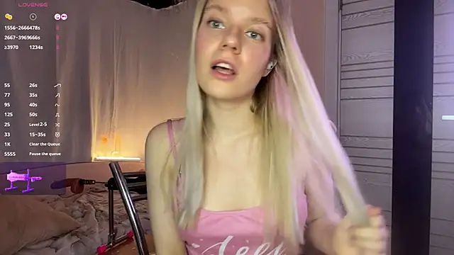 MaryjaneSpider online show from 17, 12, 2025