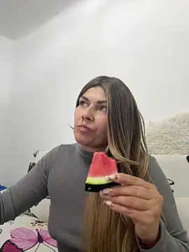 MiaKiittyy online show from 9, 5, 2026