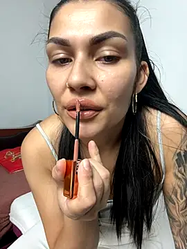 MiaKiittyy online show from 5, 10, 2025