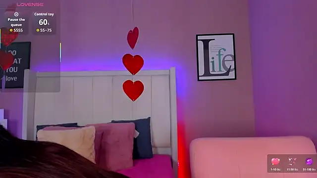 sarahyessica online show from 24, 4, 2026