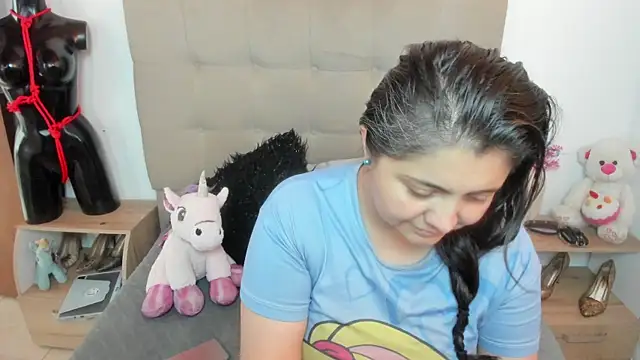 Snapshot of TifanyAmazinng chatting on 14, 11, 2025 TifanyAmazinng online show from 14, 11, 2025