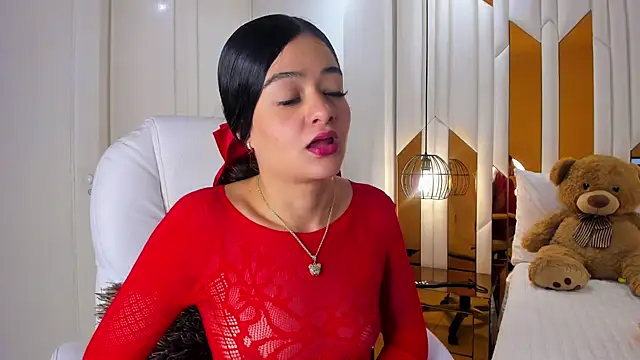 ValeriaPrado online show from 11, 11, 2025