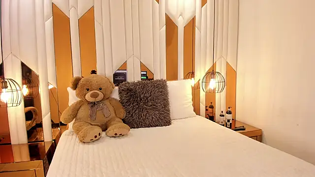 ValeriaPrado online show from 25, 10, 2025