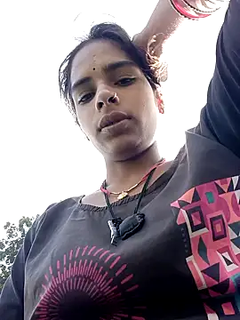 Snapshot of Gulika_Doshi chatting on 5, 12, 2025 Gulika Doshi online show from 5, 12, 2025