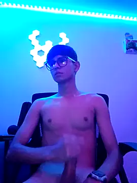 Snapshot of ElverCol chatting on 12, 3, 2026 ElverCol online show from 12, 3, 2026