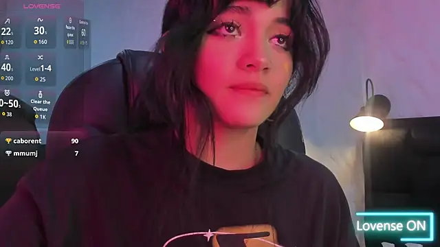 Snapshot of Darky_Doll chatting on 22, 10, 2025 Darky Doll online show from 22, 10, 2025