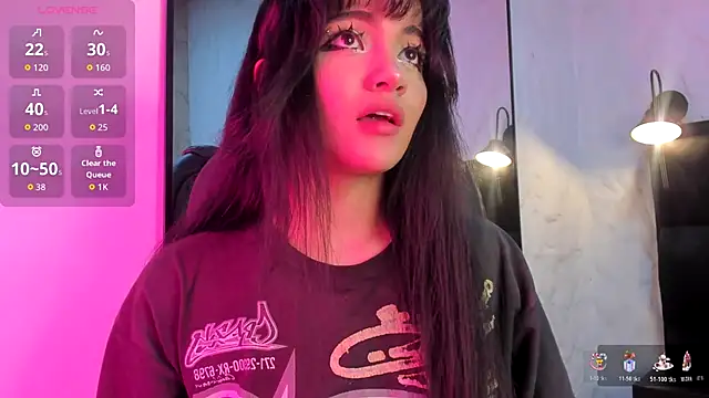 Snapshot of Darky_Doll chatting on 12, 11, 2025 Darky Doll online show from 12, 11, 2025