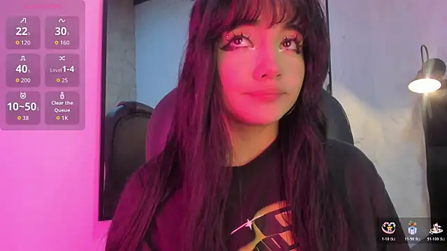 Snapshot of Darky_Doll chatting on 14, 11, 2025 Darky Doll online show from 14, 11, 2025