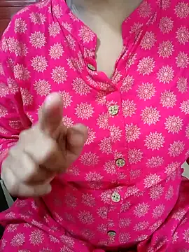 Snapshot of tami_lavanya chatting on 11, 9, 2025 tami lavanya online show from 11, 9, 2025
