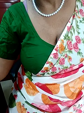 Snapshot of tami_lavanya chatting on 21, 9, 2025 tami lavanya online show from 21, 9, 2025