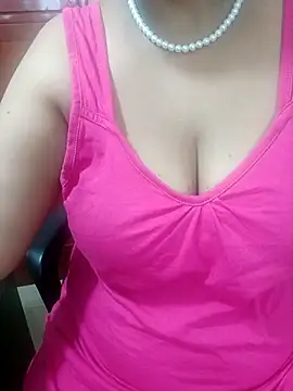 Snapshot of tami_lavanya chatting on 29, 9, 2025 tami lavanya online show from 29, 9, 2025