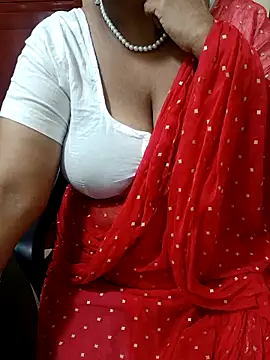 Snapshot of tami_lavanya chatting on 13, 9, 2025 tami lavanya online show from 13, 9, 2025