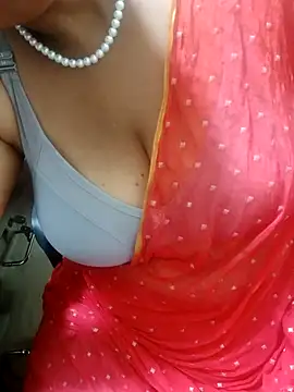 Snapshot of tami_lavanya chatting on 13, 9, 2025 tami lavanya online show from 13, 9, 2025