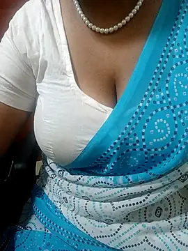 Snapshot of tami_lavanya chatting on 22, 9, 2025 tami lavanya online show from 22, 9, 2025