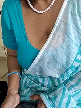 Snapshot of tami_lavanya chatting on 26, 9, 2025 tami lavanya online show from 26, 9, 2025