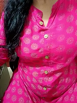 Snapshot of tami_lavanya chatting on 15, 9, 2025 tami lavanya online show from 15, 9, 2025