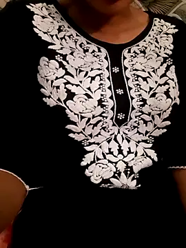 Aarti-kumri online show from 13, 11, 2025