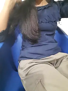 Aarti-kumri online show from 15, 10, 2025