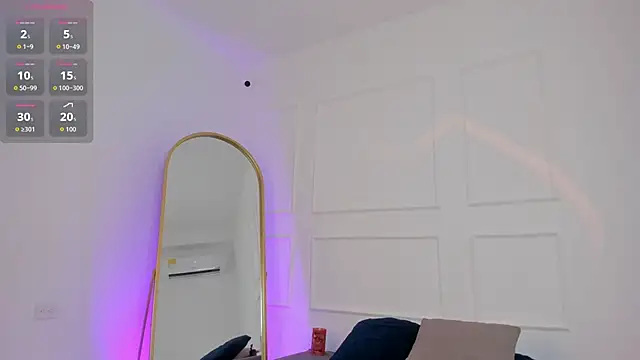 Ashlye Sstone online show from 2, 11, 2025