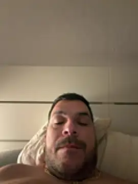 Snapshot of elvergon2023 chatting on 2, 3, 2026 elvergon2023 online show from 2, 3, 2026