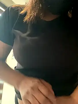Saaay StripQueen online show from 4, 10, 2025