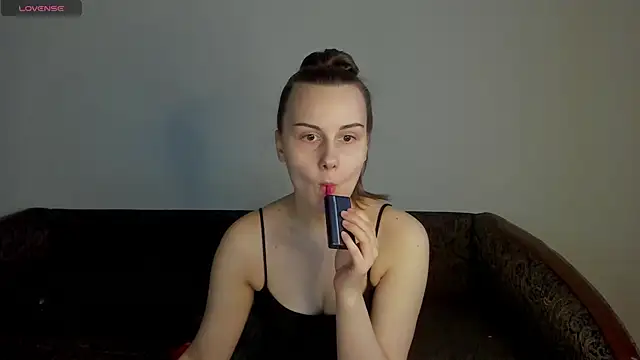 Kelly Cartier online show from 2, 5, 2026