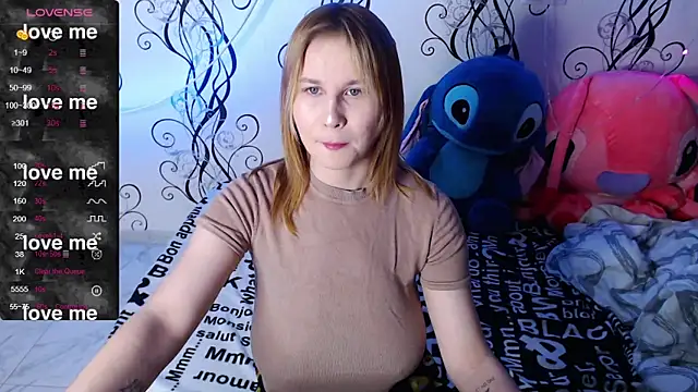 RoyAngela online show from 9, 11, 2025