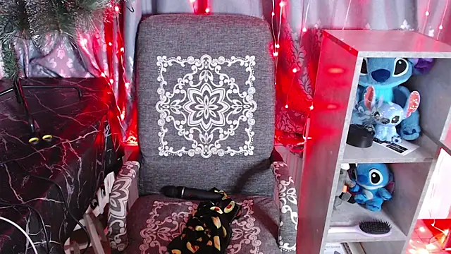 RoyAngela online show from 11, 1, 2026