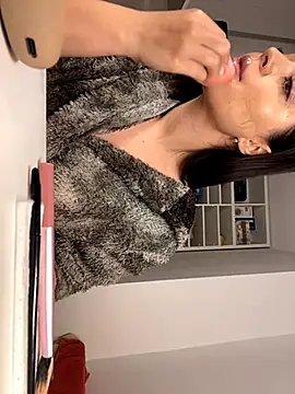 Lexi Storm online show from 20, 11, 2025