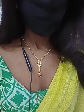 Snapshot of kavya-telugu84 chatting on 13, 6, 2026 kavya-telugu84 online show from 13, 6, 2026