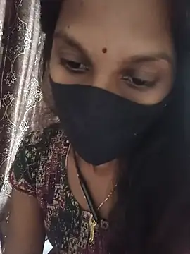 Snapshot of kavya-telugu84 chatting on 2, 7, 2026 kavya-telugu84 online show from 2, 7, 2026