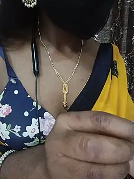 Snapshot of kavya-telugu84 chatting on 17, 6, 2026 kavya-telugu84 online show from 17, 6, 2026