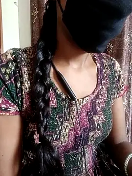 Snapshot of kavya-telugu84 chatting on 11, 6, 2026 kavya-telugu84 online show from 11, 6, 2026