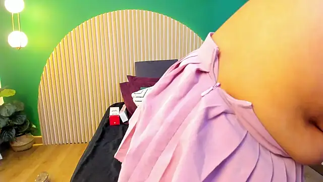 ariannaliss online show from 17, 10, 2025