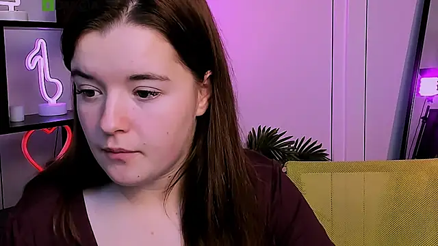 nika-still online show from 8, 11, 2025