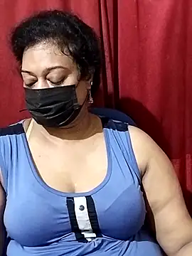 Snapshot of surekha-30 chatting on 12, 6, 2026 surekha-30 online show from 12, 6, 2026