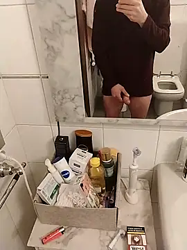 Baldassarre1990 online show from 15, 2, 2026