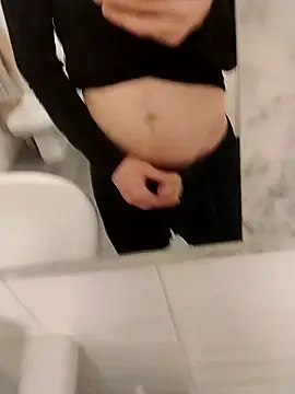 Baldassarre1990 online show from 2, 11, 2025