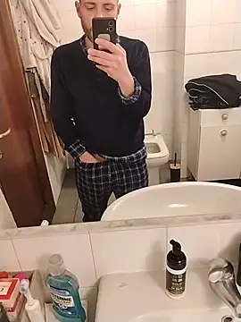 Baldassarre1990 online show from 23, 3, 2026