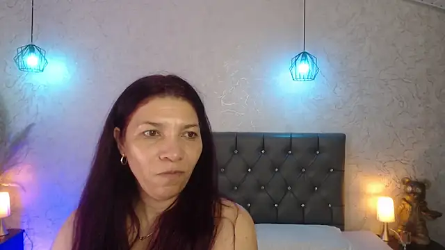 Snapshot of Serena_Houstonn chatting on 23, 6, 2026 Serena Houstonn online show from 23, 6, 2026