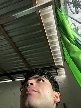 Axel-Mejia online show from 29, 4, 2026