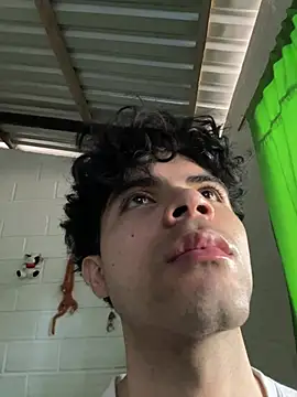 Axel-Mejia online show from 18, 4, 2026