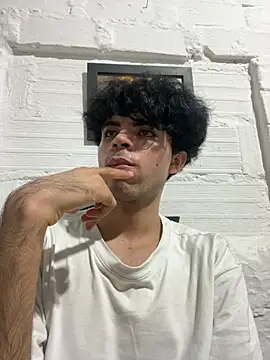Axel-Mejia online show from 13, 6, 2026